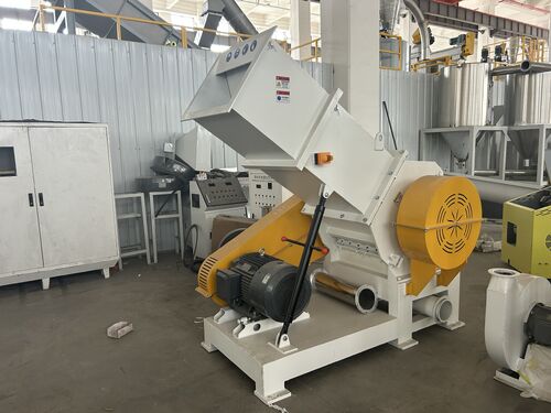 Laatste bedrijfscasus over Productcase: Plastic Shredder Machine voor Braziliaanse recyclingklant