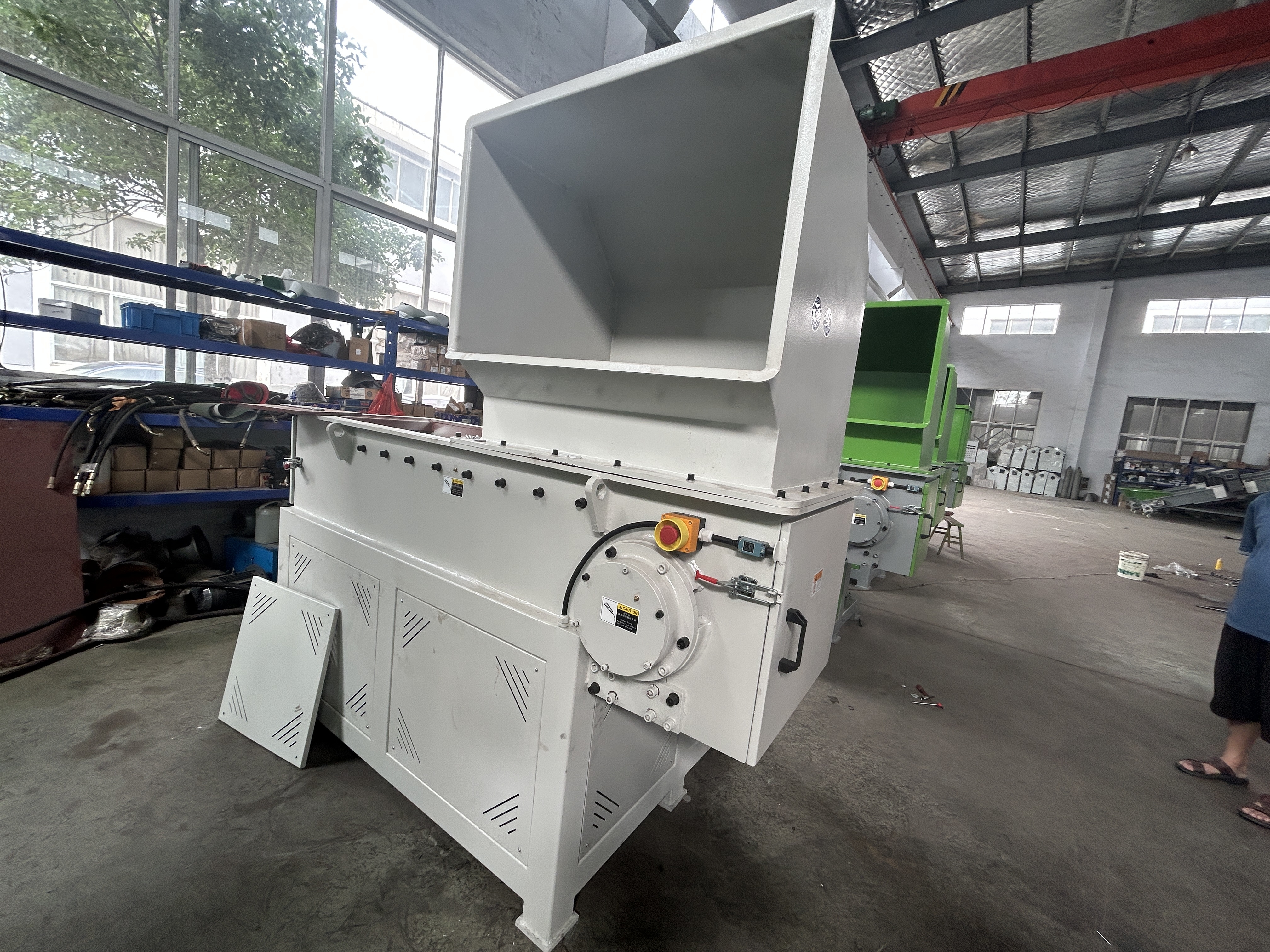 Laatste bedrijfscasus over Indonesië Plastic Shredder Project Case