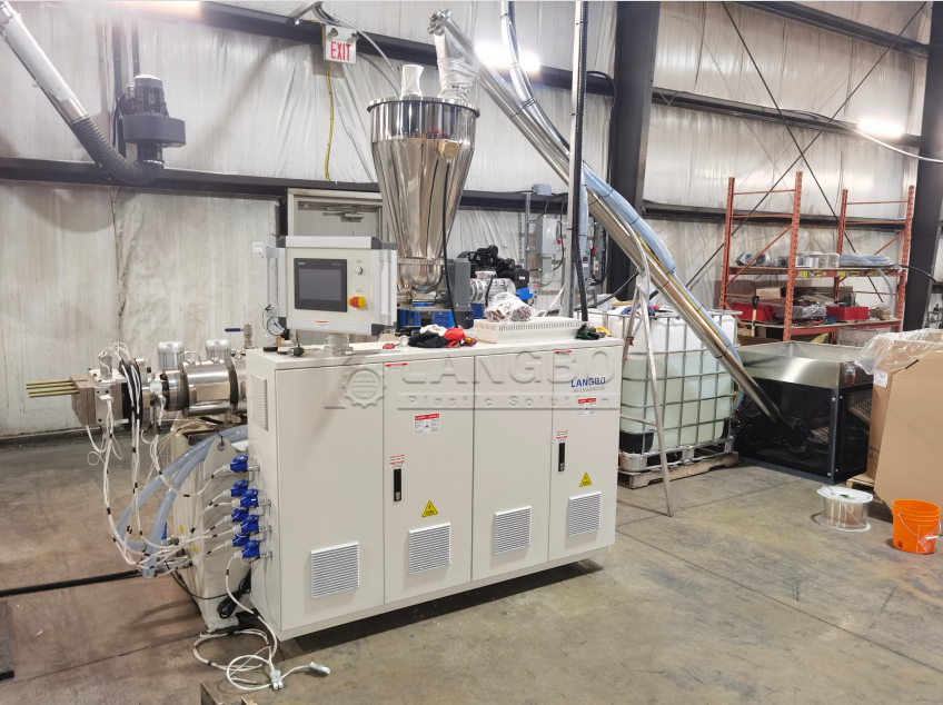 Laatste bedrijfscasus over PVC Electricity Cable Duct Extrusion Line in Canada