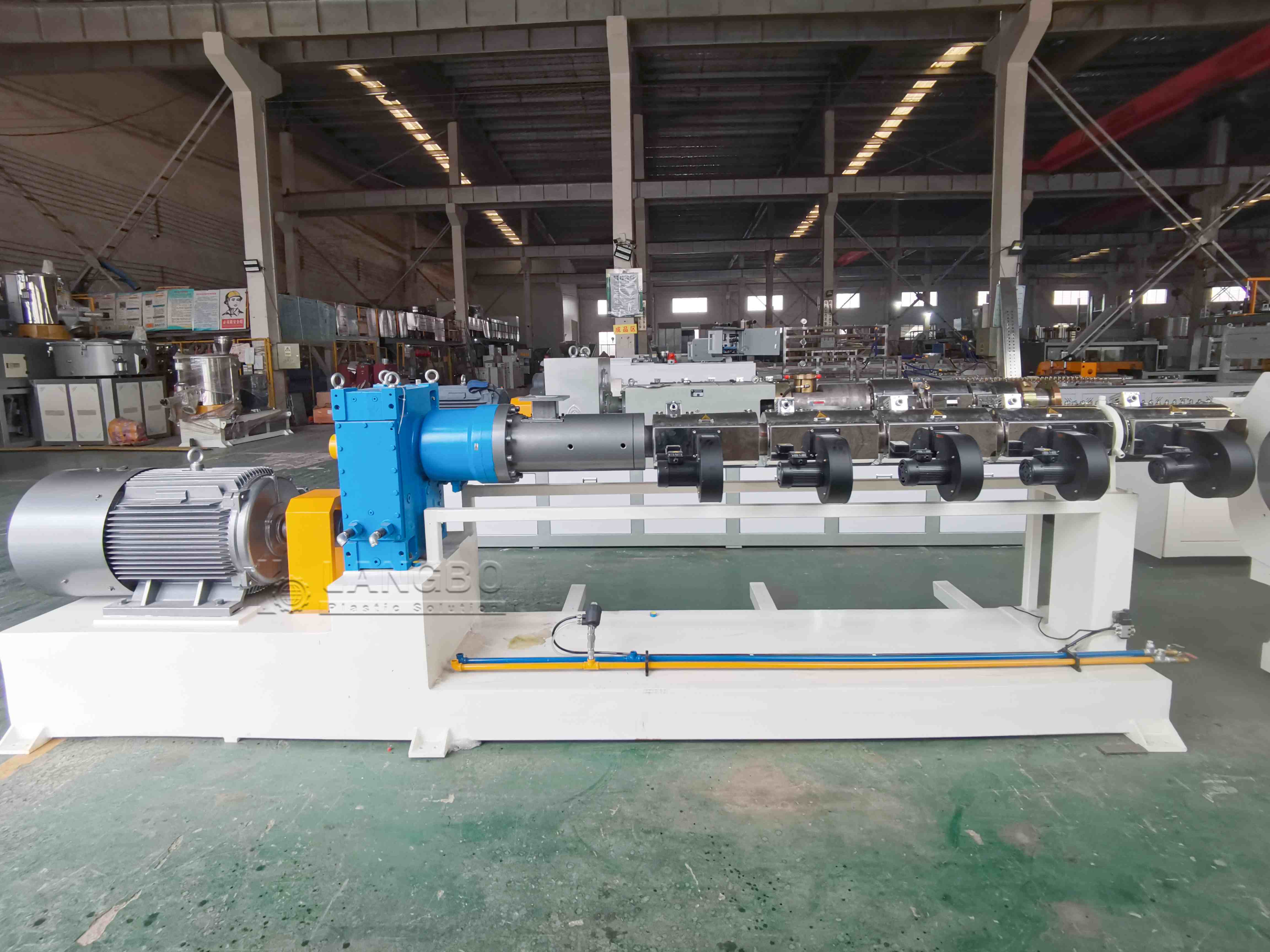Laatste bedrijfscasus over HDPE Pipe Extrusion Line for Water Supply Pipe Manufacturing in Yemen