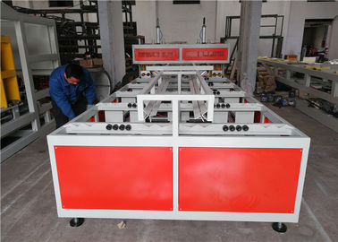 U en r-van de Pijpbelling van Contactdozenpvc Machine 800mm met Hoge Motor en Output