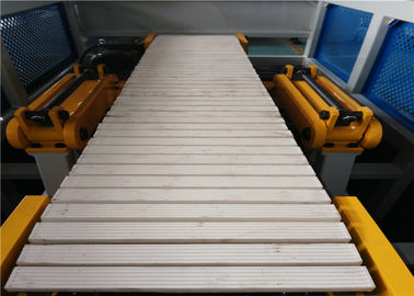 Productielijn voor PVC-plafondpanelen Automatische extrusie-machine voor de vervaardiging van plastic platen