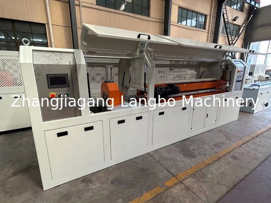 Kleinschalige machine voor het maken van pvc-tagstrips en profiel-extruderingslijn met eenvormige breedte gladde rand conische tweelingschroef-extruder