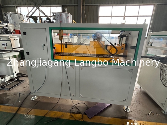55 kW motorkracht PVC-profiel extruder voor gladde precieze profiel extrusie