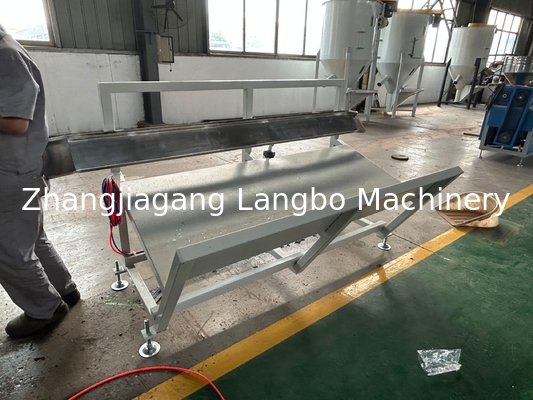 22kw PVC-basisbordprofiel extrusielijn Twin Screw 8 meter lang