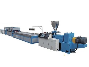 Pvc-schuimraad die machine/WPC-de uitdrijvingslijn/productielijn maken van de schuimraad