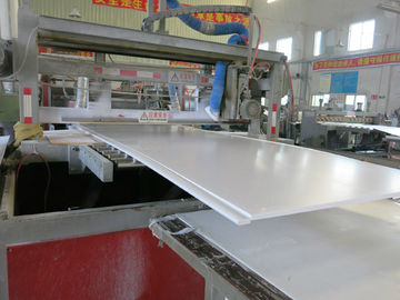 350 kg/uur PVC-profiel-extrusiesysteem met slimme besturingstechnologie