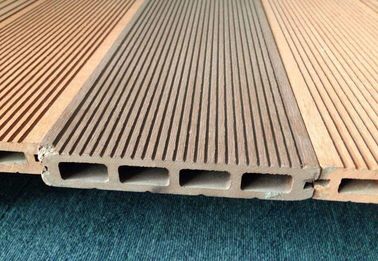 Van de het Profieluitdrijving van pvc/WPC-van de Lijnsiemens Ontwerp van de de Motor het Dubbele Schroef