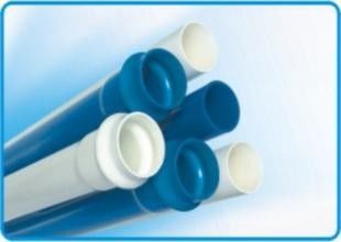 Online volledig automatische plastic PP PE PVC-pijp snijmachine met haul-off systeem