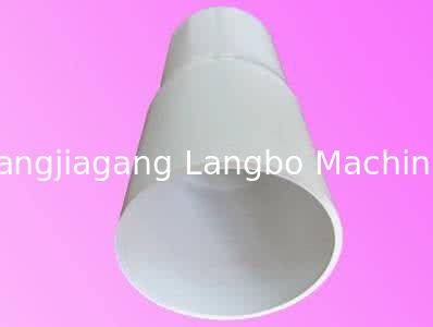 Lijn voor het extruderen van PE-buizen met een enkele wand