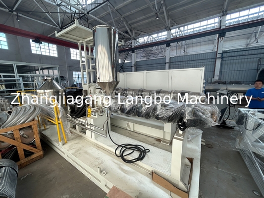 Grote diameter DN Grootte Dubbele/driehoekige wand HDPE PE Watervoorziening Grote diameter Plastic PP PPR HDPE PE Pprc Pipe Extrusie Productie Lijn Machine