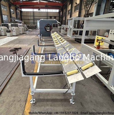 PVC-buizenmachine met parallelle twee-schroef-extruder voor elektriciteitsleiding watervoorziening rioolwater decoratie chemische