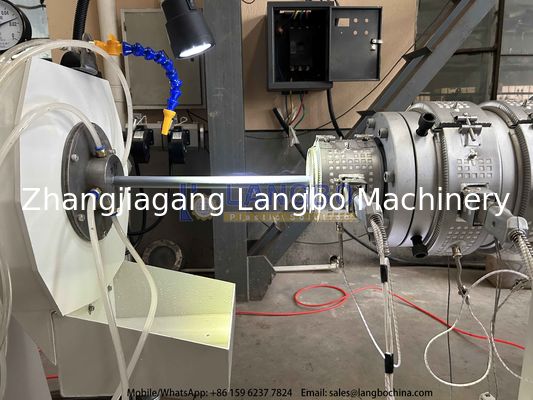 Volledig automatische pvc-buismachine voor watervoorziening afwatering chemische industrie mijnbouwleiding