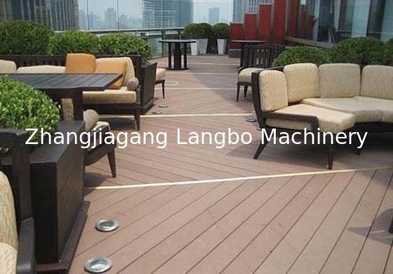 Productielijn Hout Plastic PVC WPC deurframe Zaagmachine en 400 kg/uur Output Capaciteit