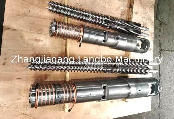 High Speed Advanced PVC Conduit Pipe Extrusion Machine voor UPVC en CPVC Productielijn Parallel Twin Screw Making Machine