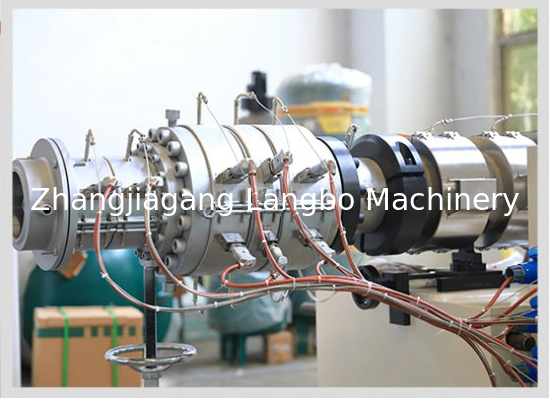 Volledig automatisch pvc drainagebuis extrusie maken machine schroef diameter 65/132 voor grootschalige projecten