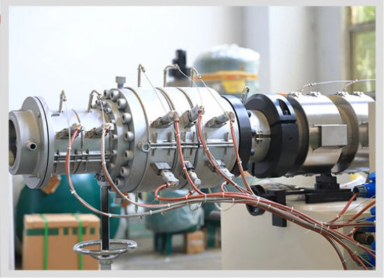 PVC-machine voor het maken van buis-extrusie met een  of SCHNIDER-contactor en een schroefdiameter van 65/132