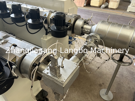 Machine voor het maken van warmwaterbuizen HDPE-buismachine PPR-productielijn PE-extrusielijn