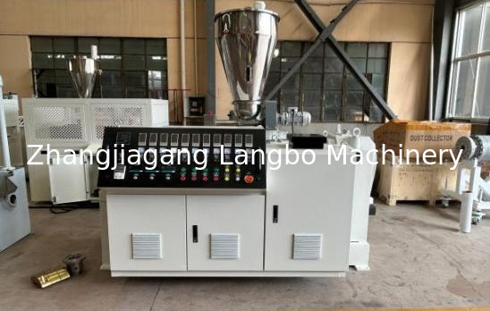 PVC-randbandbanden Extrusieproductie Machine voor het maken van platen PVC-randbandbanden Plaat maken met snijmachineTapes Extrusielijn Extrudermachine