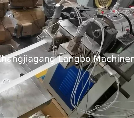 PVC-randbandbanden Extrusieproductie Machine voor het maken van platen PVC-randbandbanden Plaat maken met snijmachineTapes Extrusielijn Extrudermachine