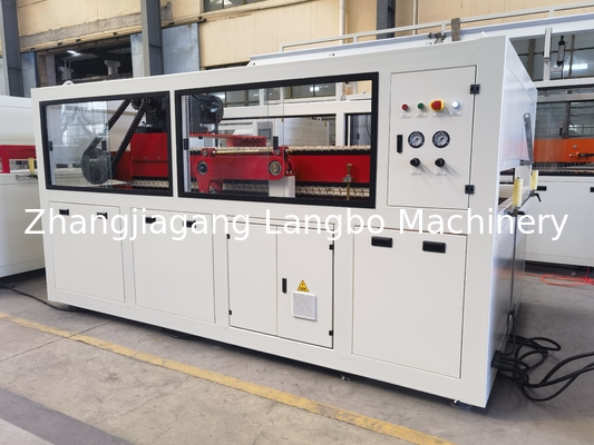 Productielijn voor PVC-profielprofielmachine met automatische bewerkingsmachine 1200 mm PVC-plafondpaneelmachine