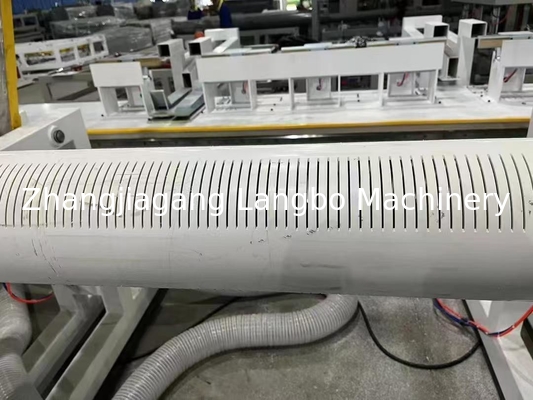 Machine voor het maken van waterdichtingspijpen Plastic Pipe Slotting Machine PVC Pipe Machine PVC PE Pipe Perforator Machine Pipe Production Machine