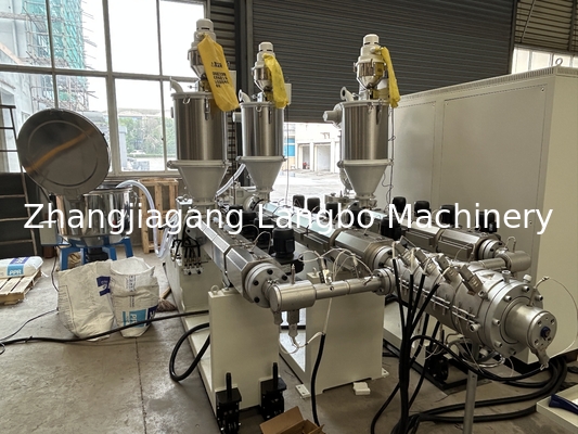 Productielijn voor het maken van PPR-buizen van kunststof