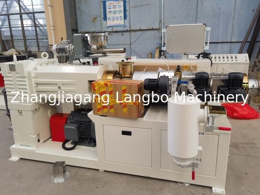 Automatische extruderingslijn ¥ PVC-machine voor het maken van plastic buizen voor medische, laboratorium-, industriële transport- en irrigatibuizen