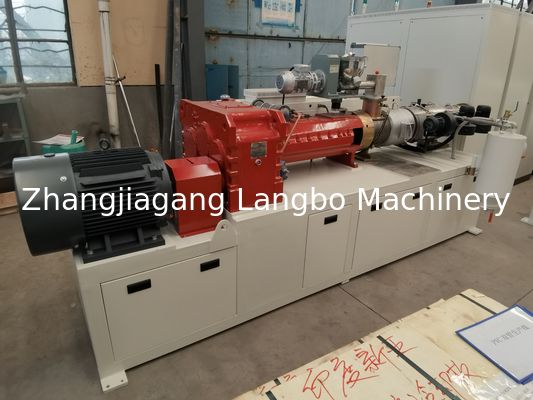 Automatische extruderingslijn ¥ PVC-machine voor het maken van plastic buizen voor medische, laboratorium-, industriële transport- en irrigatibuizen