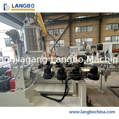 Hoogwaardige geavanceerde PPR kunststof extrusie productielijn Enkele schroef extruder pijp making machine