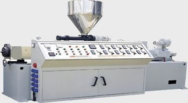 Ø20-50mm pvc-de Lijn van de Pijpuitdrijving, de Plastic Pijp die van 250kg/van H Machine Automatisch maakt volledig
