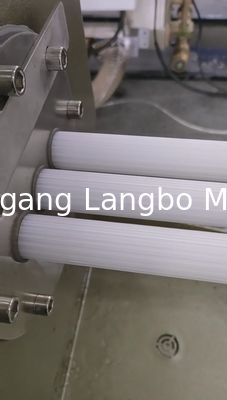 Hoge Snelheid Kunststof HDPE Mbbr Filter Media Carrier Extrusie Machine