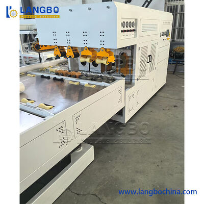 Kleine PVC-buisverbindingsmachine voor 16-50 mm met touchscreenbediening en enkele schroefextruder