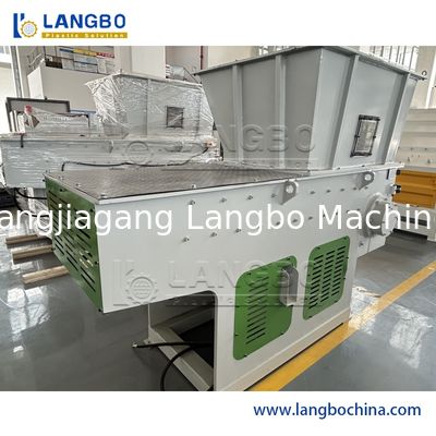 Automatische afvalrecycling van kunststof versnippermachine voor huisdieren