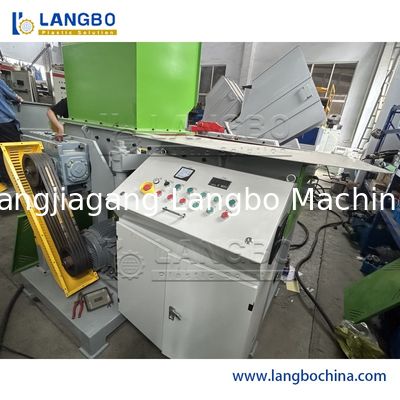 Industriële enkelschachts afvalschredder voor metaal, schroot, kunststof PP/PE/HDPE/LDPE/PVC buizen