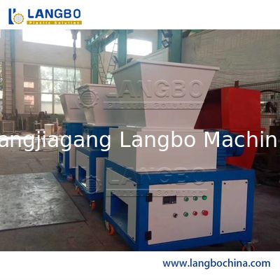 PET-flessen Plastic PP PE Folie Metaal Crusher Papier Hout Plastic Machine Recycling Machines Enkelschijfsversnipperaar