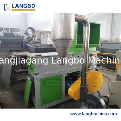 Volledig automatische horizontale afvalmachine voor het versnipperen van kunststof Nieuwe motor voor het versnipperen van pvc-buizen pvc-golfbuizen recycling machine voor het versnipperen