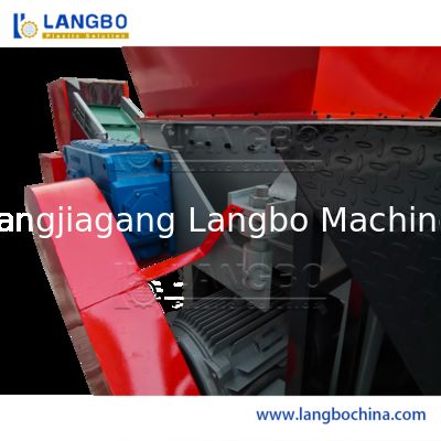 Zware dubbele assen shredder voor vast afval van plastic en papier, machine voor het versnipperen van hard PP/Pet-platen voor de afvalverwerkingsindustrie