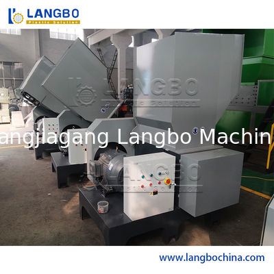 Industriële afvalmachine voor het versnipperen van petflessen/vermalen van plasticflessen
