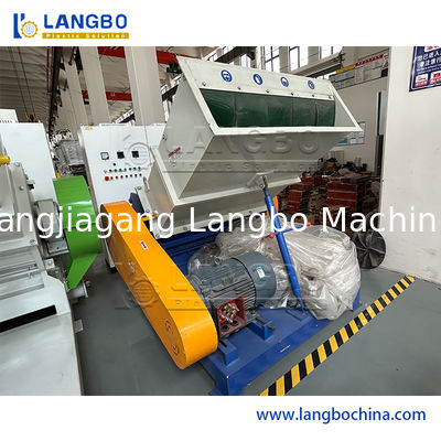 Industriële afvalmachine voor het versnipperen van petflessen/vermalen van plasticflessen