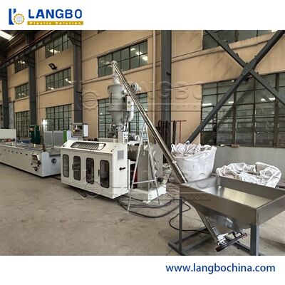 Van de het Profieluitdrijving van pvc/WPC-van de Lijn Ontwerp van de de Motor het Dubbele Schroef