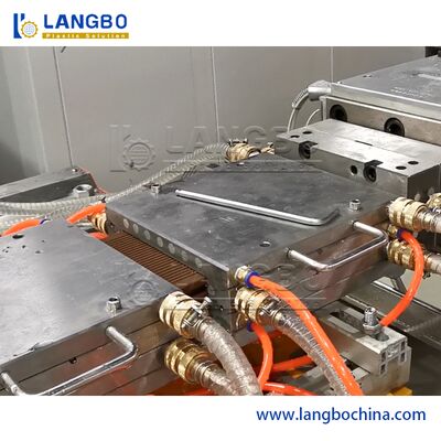 Van de het Profieluitdrijving van pvc/WPC-van de Lijn Ontwerp van de de Motor het Dubbele Schroef