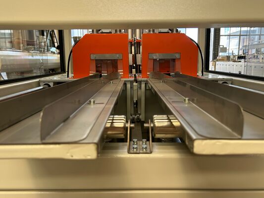 Productie-machine voor de vervaardiging van PVC-buizen van kunststof