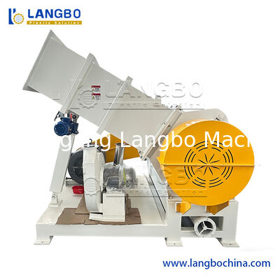 Krachtige verticale kunststofcrusher voor PVC-buis PP HDPE LDPE PE Pet fles Crushing met een productiecapaciteit van 100-2000kg/H