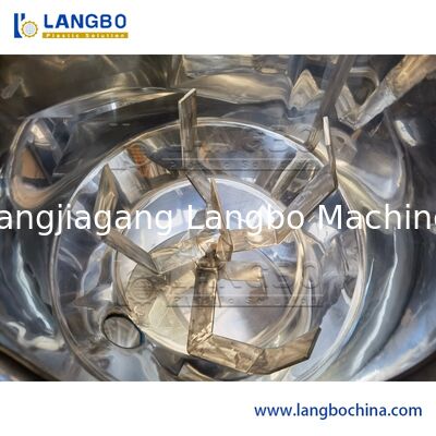 Verticale menger van kunststofkleur voor korrels of poedermateriaal met vacuümconveyor