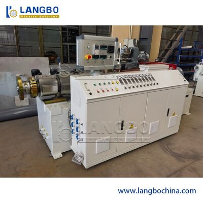 Ce-de Uitdrijvingslijn van het Certificaatpvc Profiel met Kegel Tweeling de Motormacht van de Schroefextruder 37KW