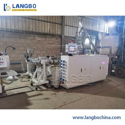 PVC Pijp Extrusielijn | Hoge-Snelheid Productie Aanpasbare Pijpmaten