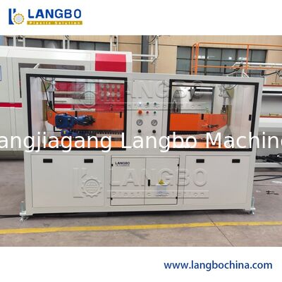 High Speed PVC Pipe Extruder Machine voor watervoorziening Pipe Twin Screw And Barrel Design