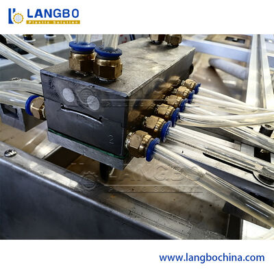 Dubbele Kleur Co-Extrusie Polycarbonaat (PC) /PMMA/LED Licht Lamp/Buiskap/ PS Foto Fotolijst Vormprofiel Extrusie Productie Machine