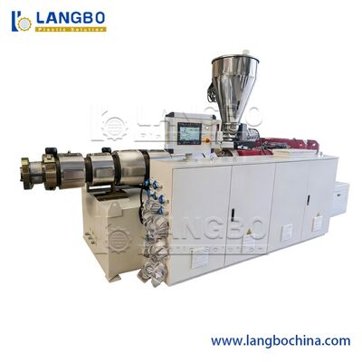 WPC/PVC/PE/PP/PC/PS Venster/Heining/Pedaal/dek/pijp/plank/vloer/dak/randband/trunk/frame/wandpaneel/deur/plafond/pakketprofiel Plastic Extrusion Machine